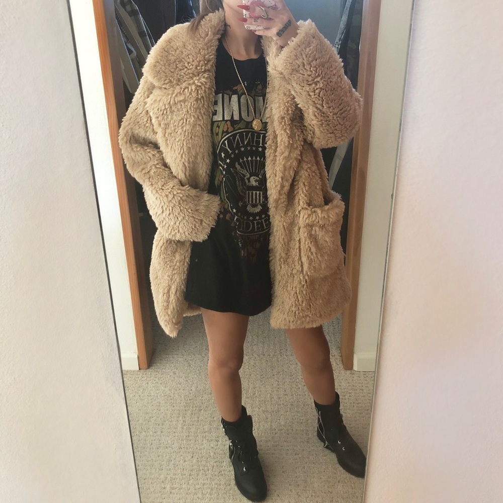 Plush Oversized Faux Fur Jacket